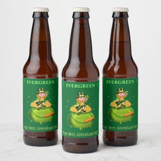 Magische leprechaun en goudpot op groen bier etiket (Flessen)
