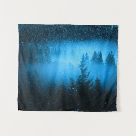 Magische mist in sneeuwsparrenbos wandkleed (Voorkant (horizontaal))