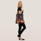 Magische pompoenen Paarse en Oranje herfstbladeren Tote Bag (Op model)