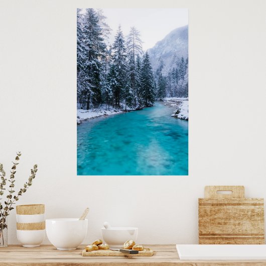 Magische rivier in betoverend winterbos poster (Keuken)