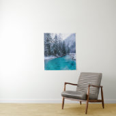 Magische rivier in betoverend winterbos wandkleed (In situ)