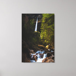 Magische sprookje bij waterval Peričnik, Slovenië Canvas Afdruk