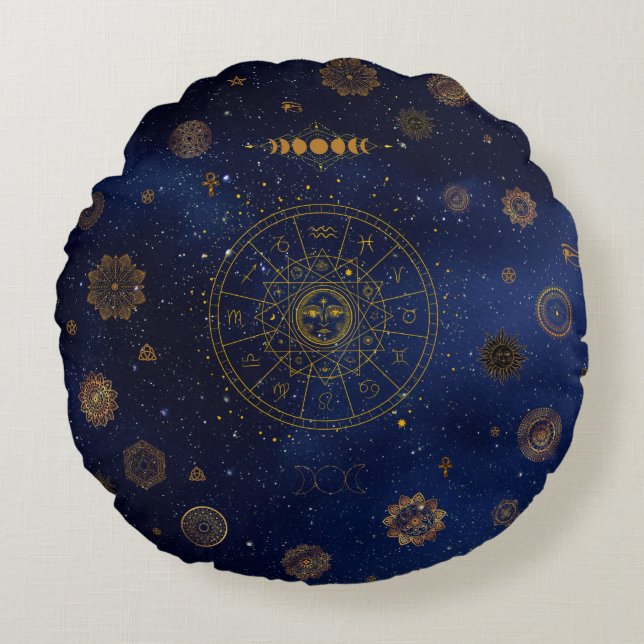 Magische symbolen van de bescherming Mandala Pagan Rond Kussen (Voorkant)