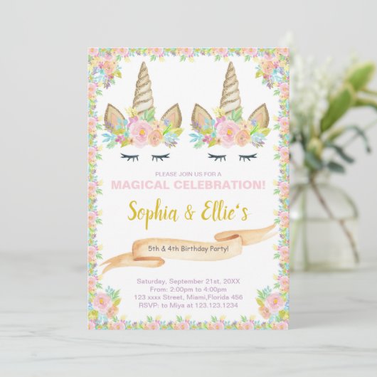 Magische uitnodiging voor Twin Girls (Staand voorkant)