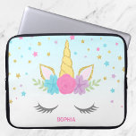 Magische Unicorn persoonlijke laptop Laptop Sleeve<br><div class="desc">Geniet van een speciale laptop met een eenzijdig gezicht. Het ontwerp bevat roze,  paarse,  blauwgroen sterren en bloemen,  met een aanraking van faux glitter.</div>