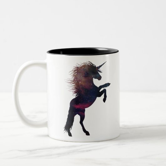 Magische Unicorn Space Nebula Tweekleurige Koffiemok (Links)