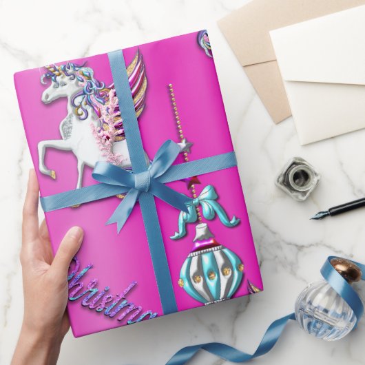 Magische Unicorns en kerstdecoraties Roze Cadeaupapier (Geschenken)