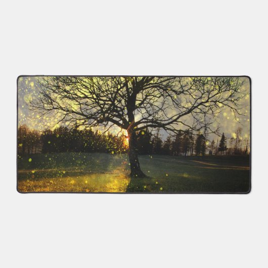 Magische vuurvliegjes droomachtig landschap bureaumat (Voorkant)