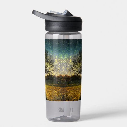 Magische vuurvliegjes droomachtig landschap waterfles (Rechts)