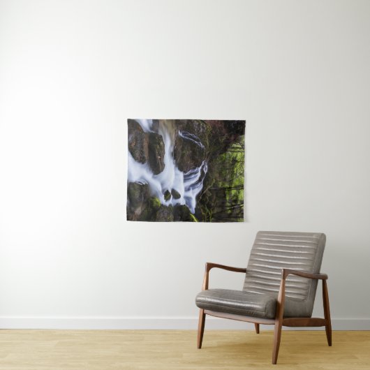 Magische waterval in de hel wandkleed (In Situ (horizontaal))