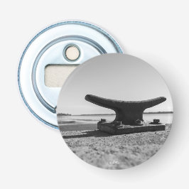 magneet flesopener met maritiem thema, zwart en wi button flesopener