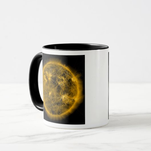 Magnetische veldlijnen op de zon mok (Voorkant links)