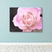 Magnificante roze Rose Canvas Afdruk (Insitu (Houten vloer))
