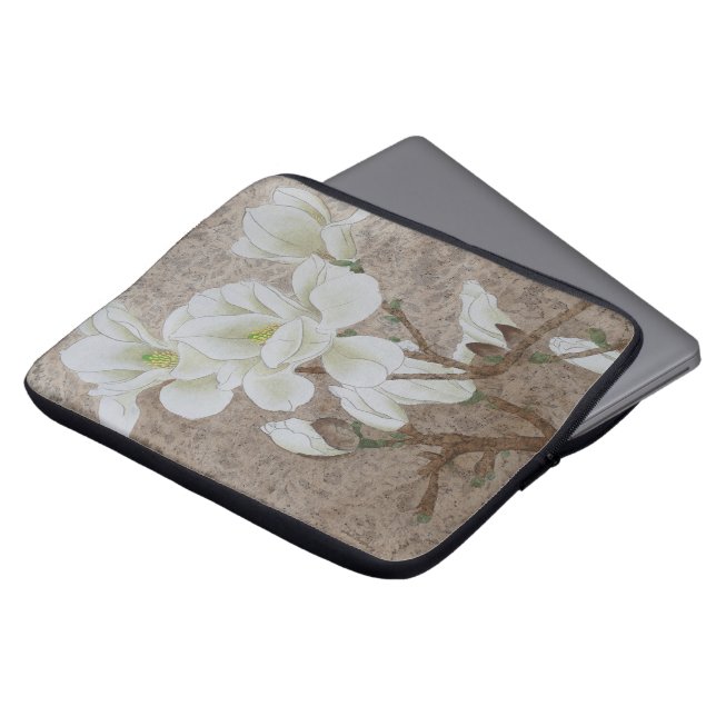 Magnolia Blossom Laptop Sleeve (Voorkant top)