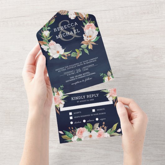 Magnolia Blush Pink Floral Wreath Navy Weddenschap All In One Uitnodiging (Afscheurbaar)