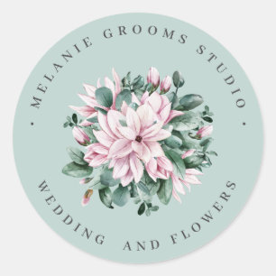 Magnolia en eucalyptus salie groene trouwbloemen ronde sticker
