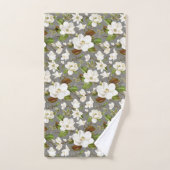 Magnolia Floral Monogram Bad Handdoek (Handdoek)