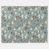 Magnolia Grove with Owls in Duck egg blue Fleece Deken (Voorkant (Horizontaal))