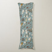 Magnolia Grove with Owls in Duck egg blue Lichaamskussen (Voorkant Verticaal)