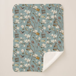 Magnolia Grove with Owls in Duck egg blue Sherpa Deken