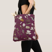 Magnolia Grove with Owls in Mulberry Red Tote Bag (Dichtbij)