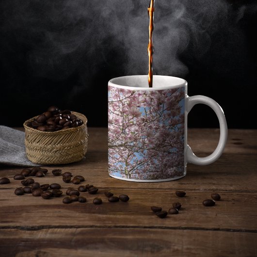 Magnolia in april koffiemok