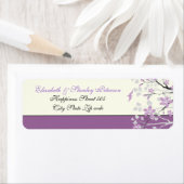 Magnolia met paarse bloemen trouwlabel etiket (Insitu)