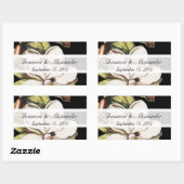 Magnolia over zwarte stickers (Vel)