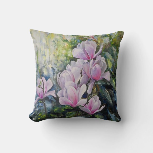 Magnolia Serenity – Bloemenkunst van Lukian Kussen (Voorkant)