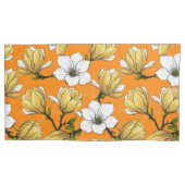 Magnolia tuin in geel kussensloop (Voorkant-Links)