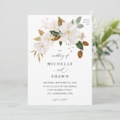 Magnolia White Floral Wedding Kaart (Staand voorkant)