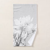 Magnolias Black & White #1 #wall #art Bad Handdoek (Handdoek)