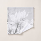 Magnolias Black & White #1 #wall #art Bad Handdoek (Wasdoekje)