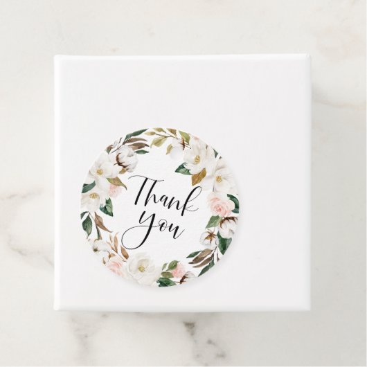 Magnolias en Cotton Wreath Weddenschap Bedankt Bedankjes Labels (In situ)