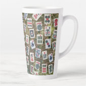 Mahjong symbols on peacock plumage background latte mok (Rechts)