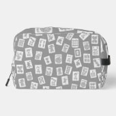 Mahjong tegels op grijs toilettasje (Achterkant)