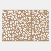 Mahjong tegels patroon op bruine achtergrond inpakpapier vel (Voorkant)