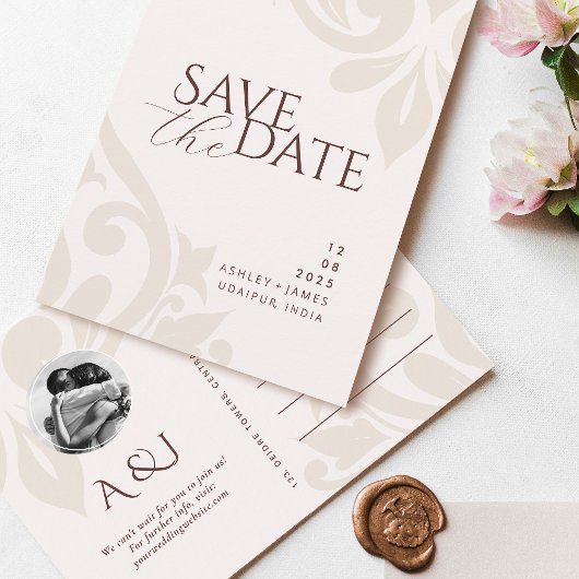 Mahogany Red Ivory Fotobruiloft Bewaar de datum An Aankondigingskaart