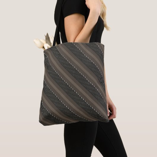 Mahonie diagonale streepprint met twee patronen tote bag (Dichtbij)