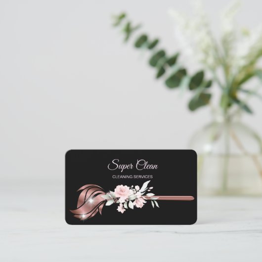 Maid Cleaning House Mousserend roos gold Visitekaartje (Staand voorkant)