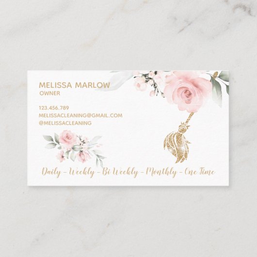 Maid Cleaning House Sparging Gold Floral Business Visitekaartje (Achterkant)