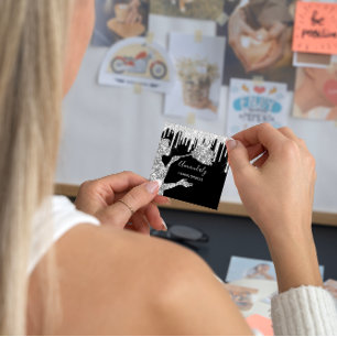 Maid House Cleaning Services Logo Silver Drips Vierkante Visitekaartje