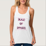 Maid of Honor Disco Cowgirl Bachelorette Party Tanktop<br><div class="desc">Viel in stijl met deze grafische tanktop die perfect is voor disco cowgirl,  de bachelorette feestjes. Het bevat de woorden MAID OF HONOR,  die in zwarte en witte koeienhuid gepatterde letters met roze steraccenten zijn gespeld.</div>