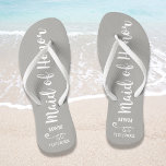Maid of Honor Wedding Favor Name Monogram Gray Teenslippers<br><div class="desc">Verrassend dat je Maid of Honor met deze leuke teenslippers - personaliseer je met haar naam of monogram en je trouwdatum. De achtergrondkleur kan gemakkelijk worden veranderd om de trouwkleuren aan te passen. Het maakt een perfecte bruidsfeest - iets wat ze kan draag tijdens de bruiloft of op de dansvloer....</div>