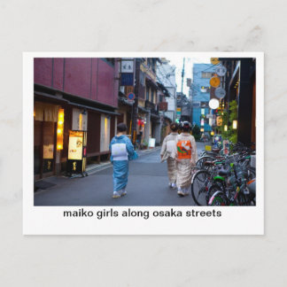 Maiko Girls langs osaka straten Briefkaart