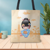Maiko Kokeshi Doll Schattige Geisha Girl Yellow Tote Bag
