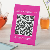Mailinglijst QR Code Sign, Roze Winkel Reclamebord Met Voetstuk (Insitu)