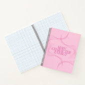 Main Character Energy Roze Citaat Notitieboek (Binnen)