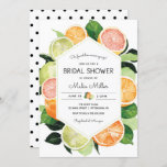 Main Squeeze Citrus Bridal Shower Invitation Kaart<br><div class="desc">Ze vond haar belangrijkste squeeze! Dit leuke vrijgezellenfeest inviteren zal de perfecte manier zijn om je voor te bereiden op de grote dag met je geliefden. Met citrusvruchten met sinaasappels,  limoenen en grapefruit. Pas aan met uw informatie voor de bruid te zijn.</div>