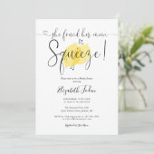 Main Squeeze Lemons Monogram Script Bruiloftsfeest Kaart (Staand voorkant)